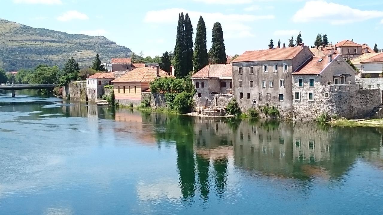 Central Place Trebinje Eksteriør bilde